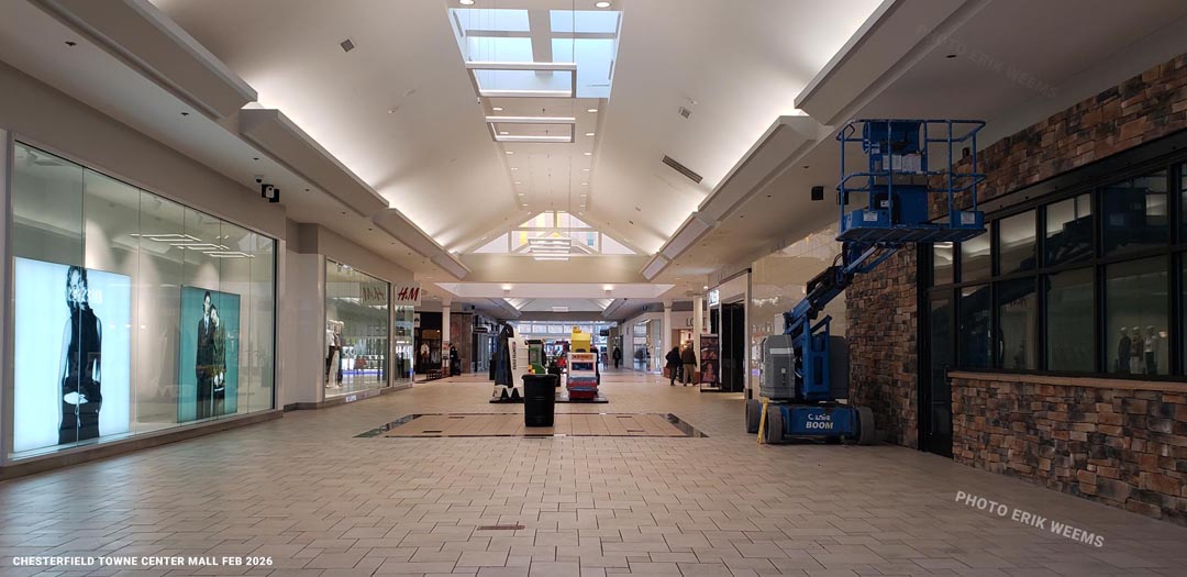 Cherry picker inside the Towne Center Mall in Chesterfield Virginia